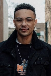 الممثل Chris Whitcomb