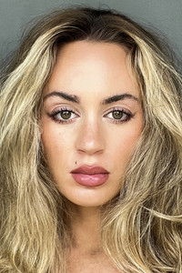 الممثل Christina Kirkman