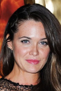 الممثل Christine Woods