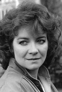 الممثل Clare Higgins