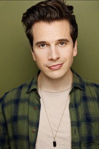 الممثل Clay von Carlowitz