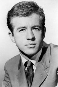 الممثل Clu Gulager