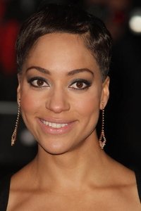 الممثل Cush Jumbo