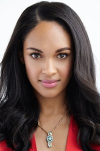 الممثل Cynthia Addai-Robinson