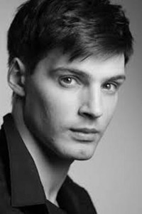 الممثل Daniel Fraser