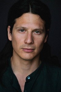 المخرج David Blue Garcia