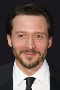 الممثل David Oakes