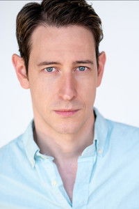 الممثل Davis DeRock