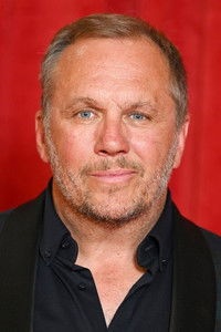 الممثل Dean Andrews