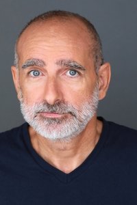 الممثل Dean Cameron