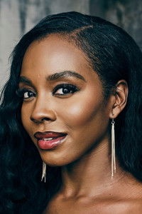 الممثل Deborah Ayorinde