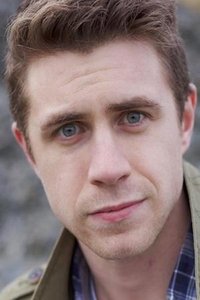 الممثل Derek Nelson