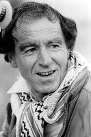 المخرج Desmond Davis