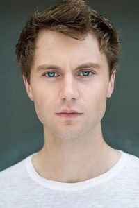 الممثل Desmond Eastwood