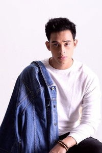 الممثل Diego Loyzaga