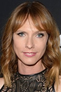 الممثل Dolly Wells