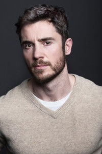 الممثل Dominic Watters