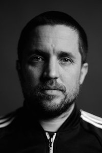 المخرج Dylan Southern