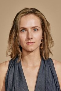 الممثل Ekaterina Baker