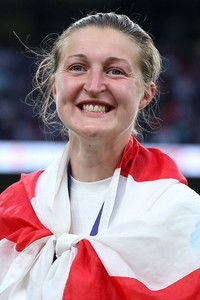 الممثل Ellen White