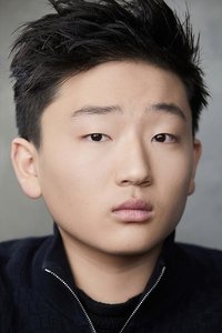 الممثل Emerson Min