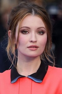 الممثل Emily Browning