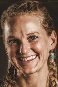 الممثل Emily Harrington