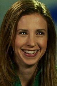 الممثل Emily Perkins
