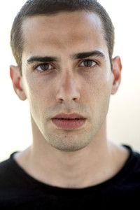 الممثل Enrico Borello