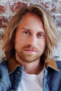 الممثل Eric Nelsen