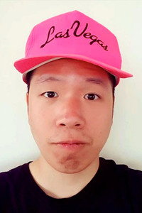 المخرج Eugene Lee