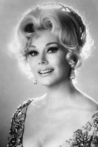 الممثل Eva Gabor