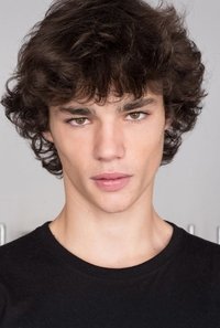 الممثل Fernando Lindez