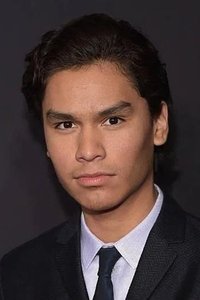 الممثل Forrest Goodluck