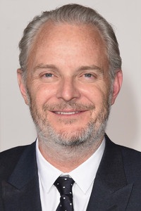المخرج Francis Lawrence