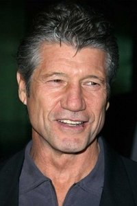 الممثل Fred Ward