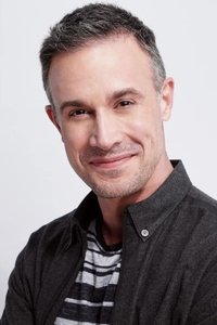 الممثل Freddie Prinze Jr.