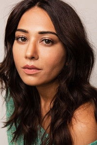 الممثل Freya Adams