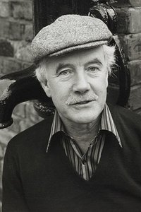 الممثل Fulton Mackay