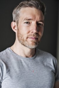 الممثل Geoffrey Austin Newland