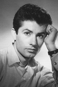 الممثل George Chakiris