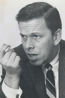 المخرج George McCowan