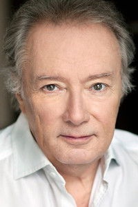 الممثل Gilbert Sicotte