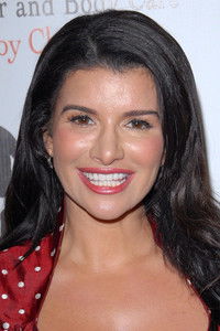 الممثل Gina La Piana