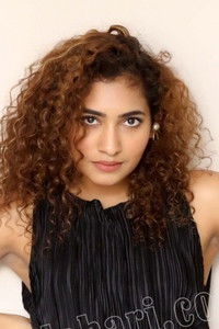 الممثل Gnaneswari Kandregula