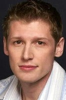 المخرج Greg Marcks