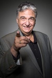 المخرج Gregory Nava