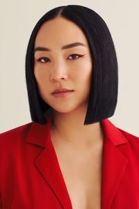 الممثل Greta Lee