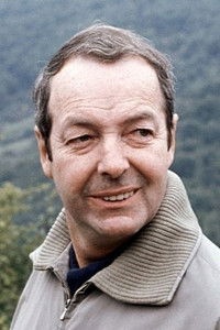 المخرج Guy Hamilton