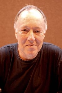 الممثل Guy Siner